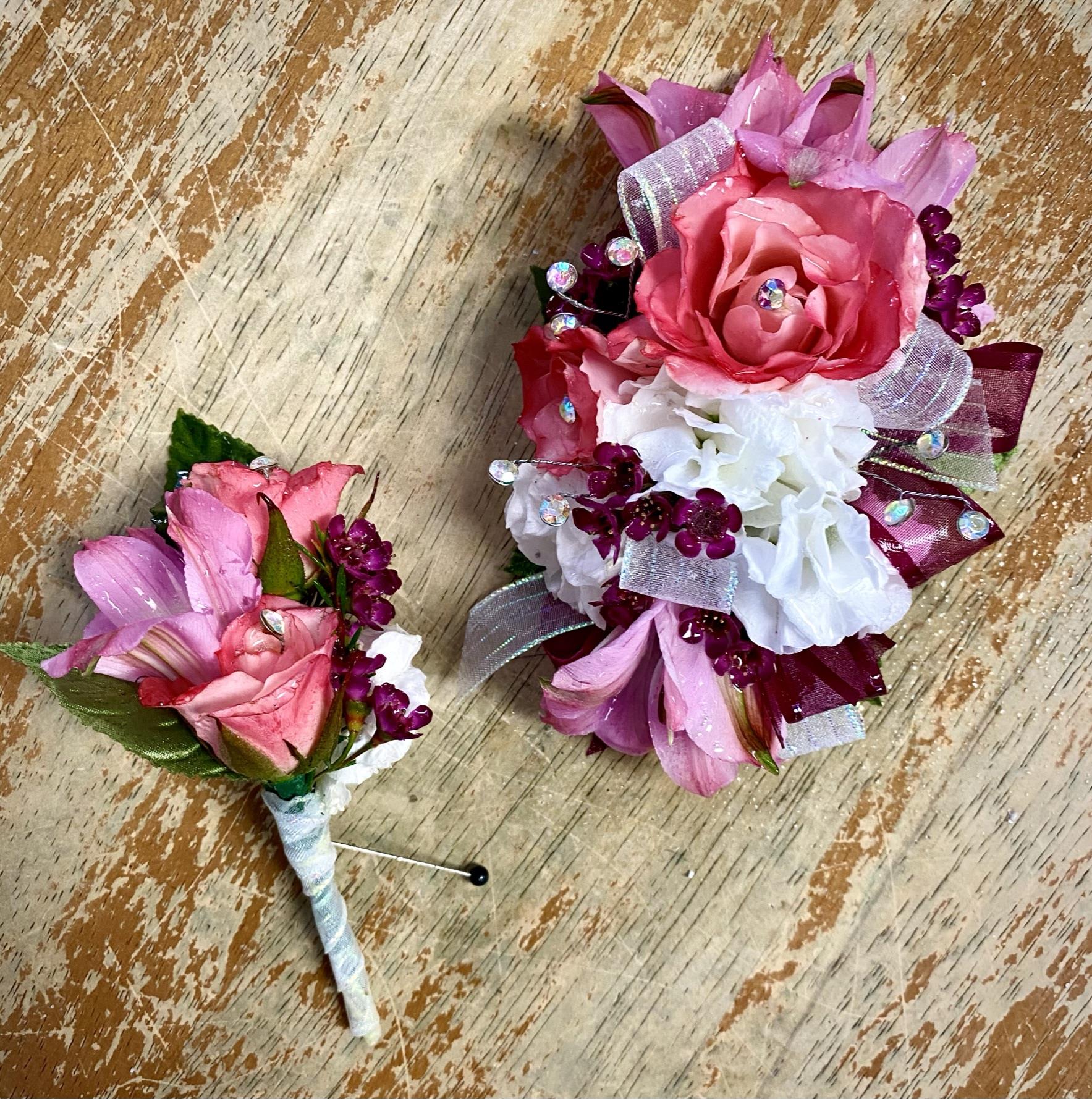 Banner Flower House Corsages &amp;amp;amp;amp; Boutonnieres