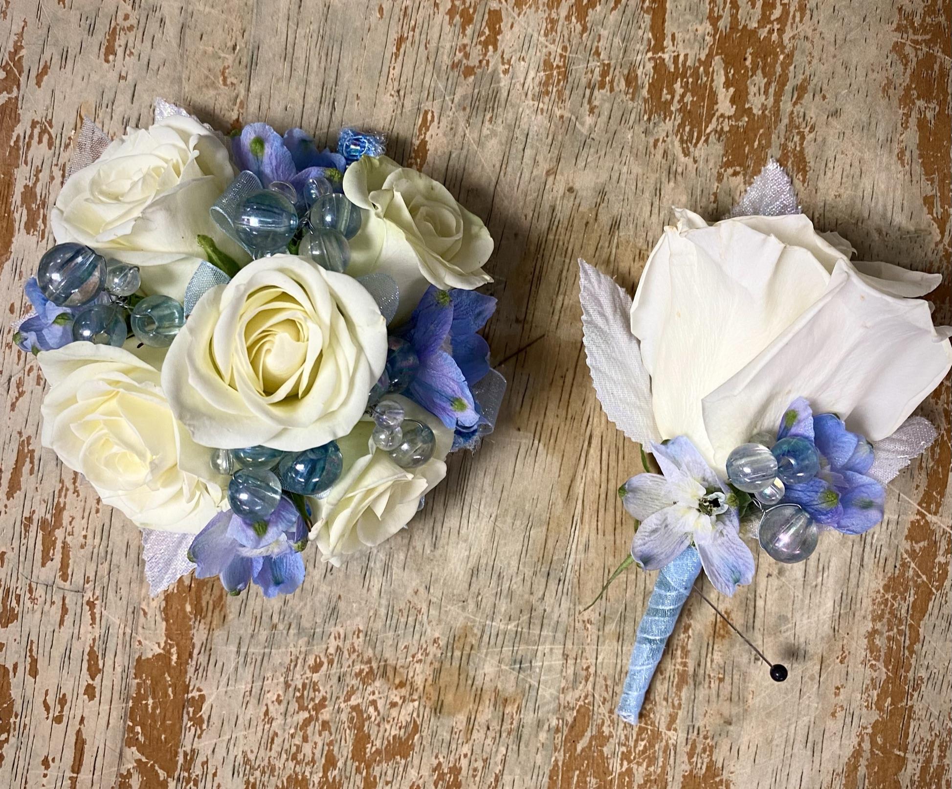 Banner Flower House Corsages &amp;amp;amp;amp; Boutonnieres