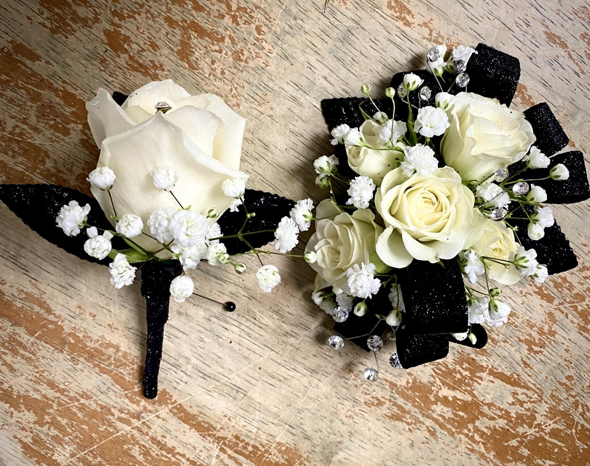 Banner Flower House Corsages &amp;amp;amp;amp; Boutonnieres