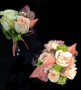 Peach Paradise Wristlet and Boutonniere Set