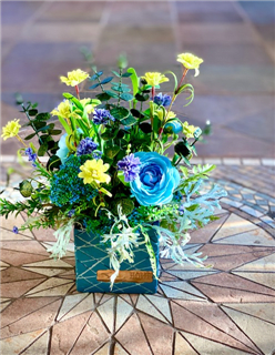 Home Free - SILK Bouquet