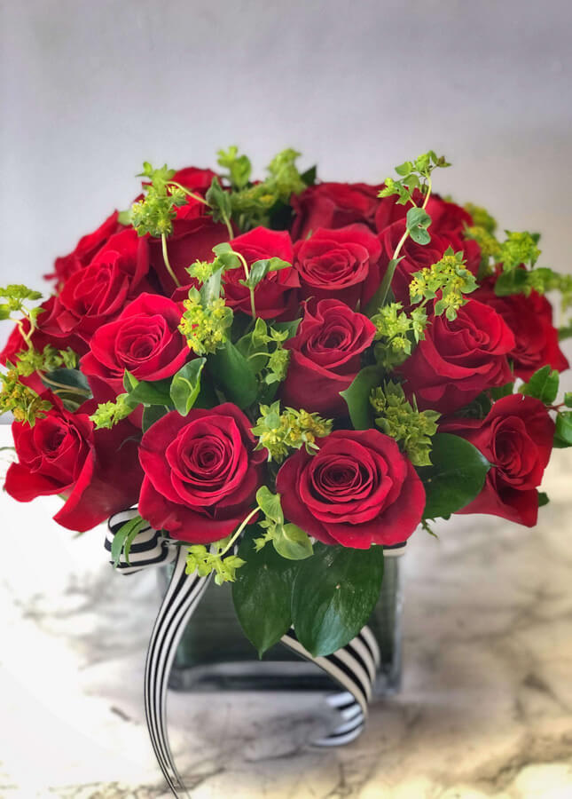 2 dozen rose contempo Flower Bouquet