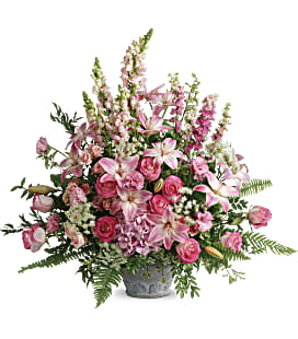 TELEFLORA'S GRACEFUL GLORY BOUQUET Flower Bouquet