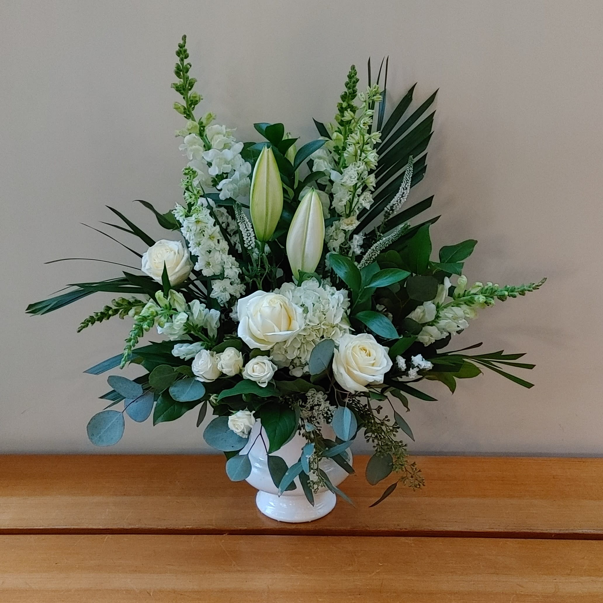 White Sympathy Arrangement