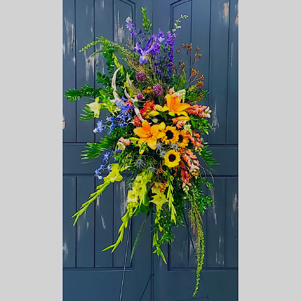 The Hunter Standing Spray