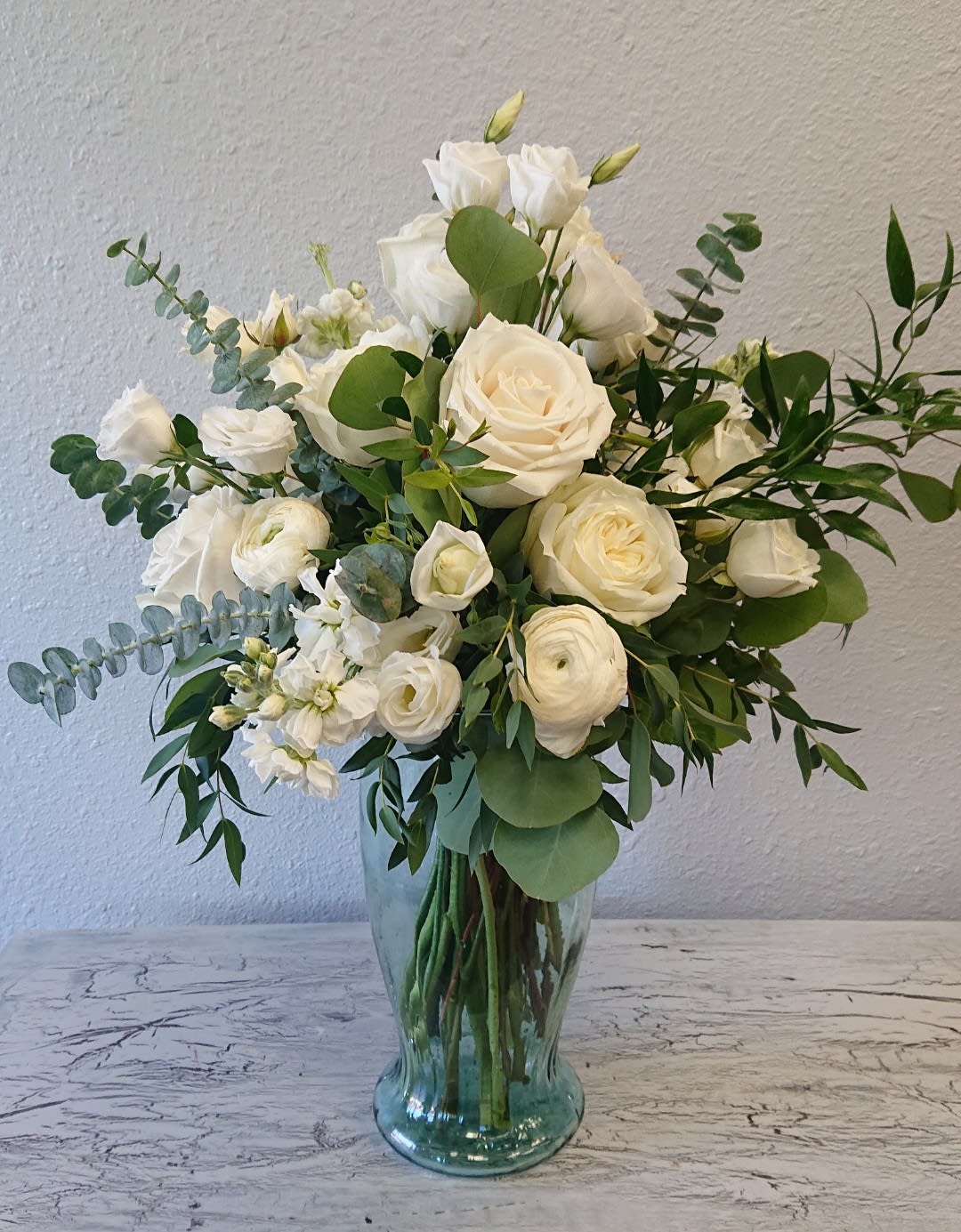White Elegance Brides Bouquet