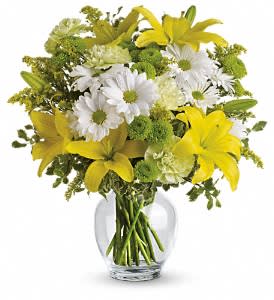 Teleflora's Brightly Blooming Flower Bouquet