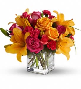 Teleflora's Uniquely Chic Flower Bouquet
