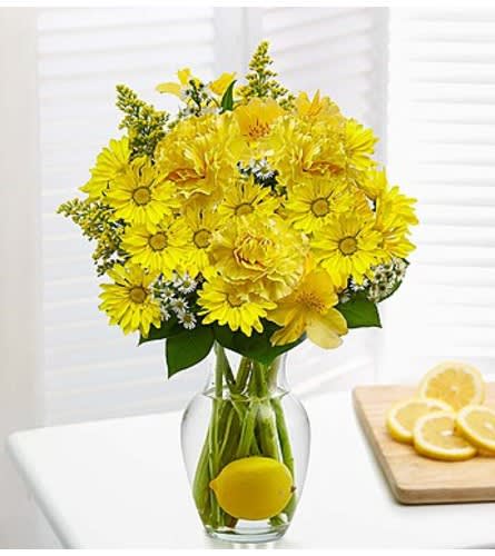 Make Lemonade™ in a Vase