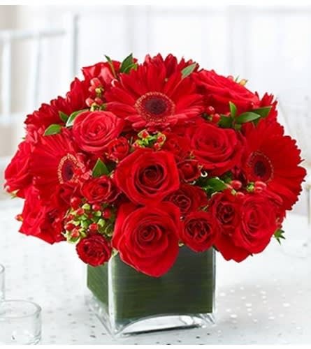 All Red Centerpiece in a Vase