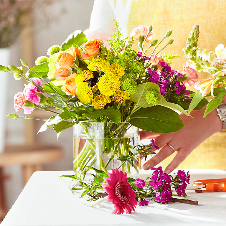 Bold and Bright – A Florist Original Flower Bouquet