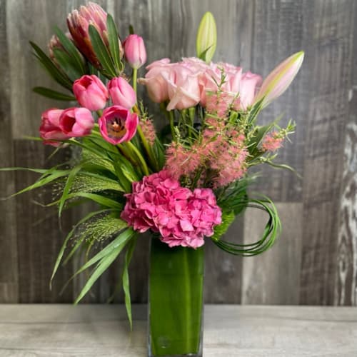 Las Vegas Florist Flower Delivery by Desert Rose Florist in Summerlin
