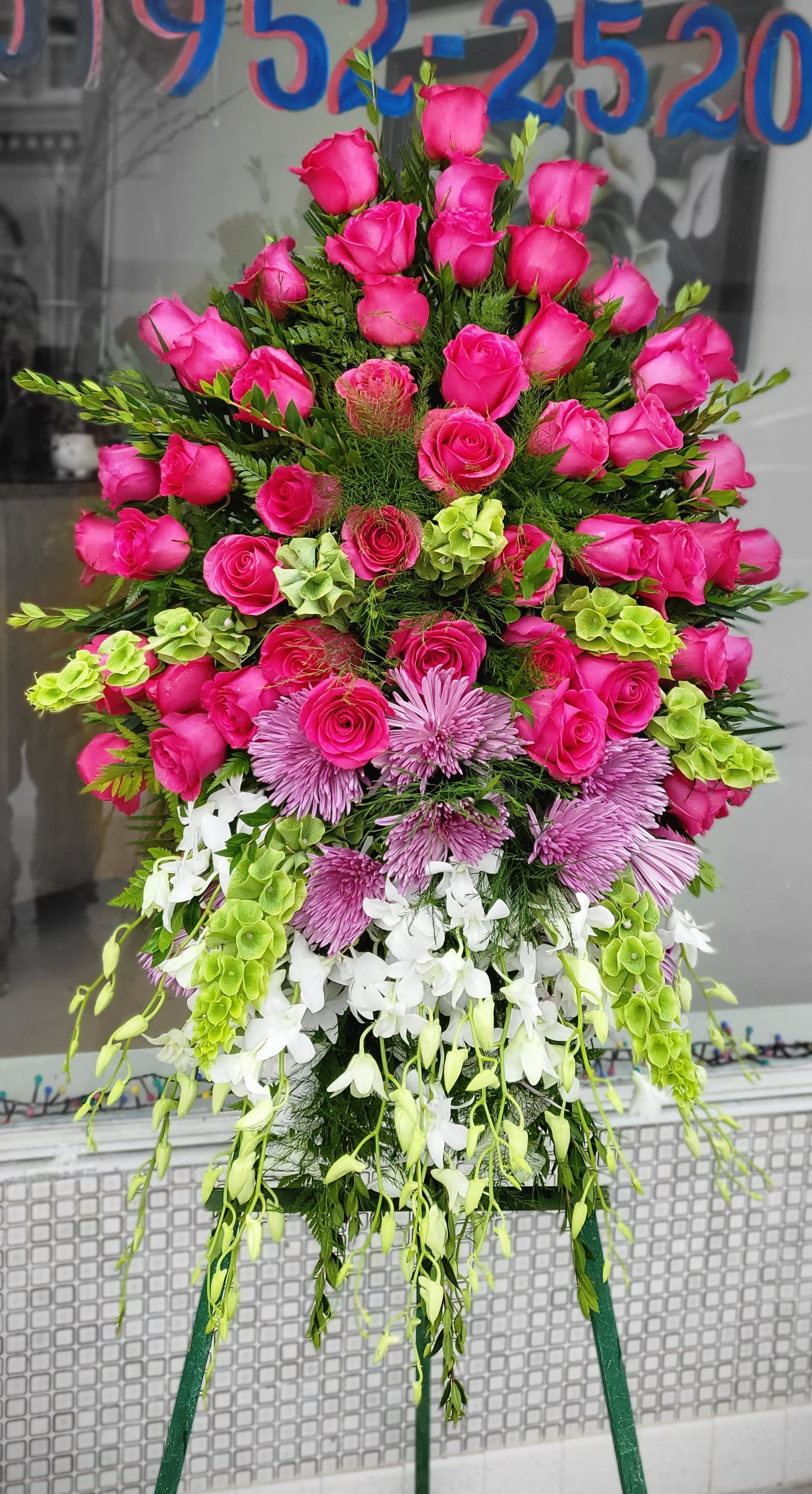 Roses n Orchids Flower Bouquet