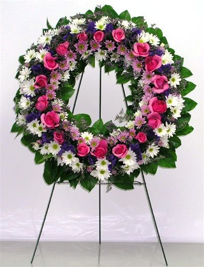 7H- 18 Rose Tribute Wreath
