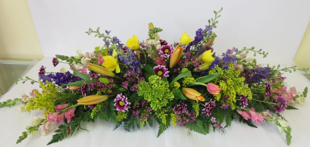 Bountiful Spring Centerpiece XXL Flower Bouquet