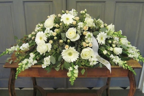 Casket Spray 210 Flower Bouquet