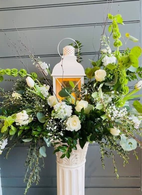 Lantern Extravaganza Flower Bouquet