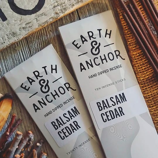Earth & Anchor Balsam Cedar Incense | 10 Sticks Flower Bouquet
