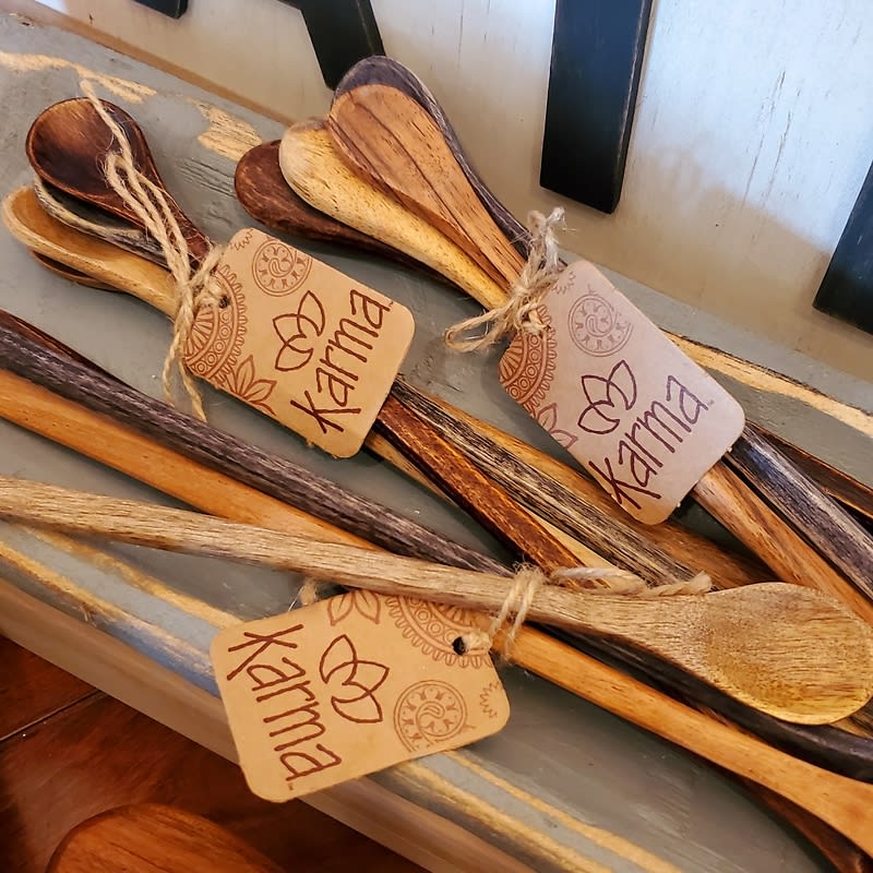 Karma Nest of 4 Tasting Spoons Flower Bouquet