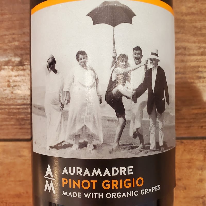 Auramadre Organic Pinot Grigio, White Wine of Sicily, Italy Flower Bouquet