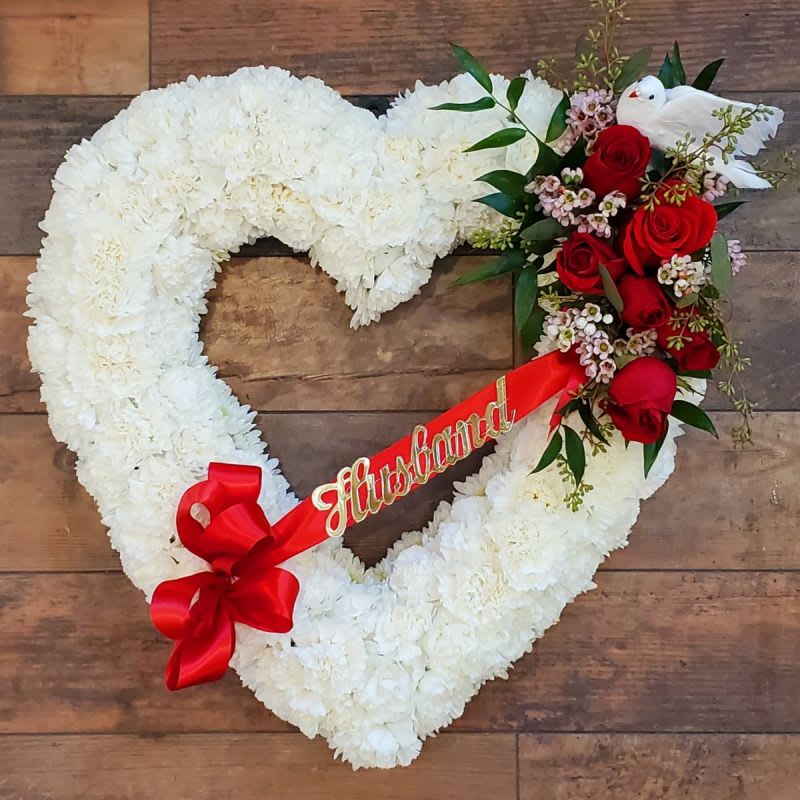 White Heart Wreath ith Dove and Red Rose Nest Flower Bouquet