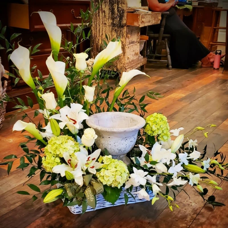 White Urn Surround with Calla Lily Flower Bouquet