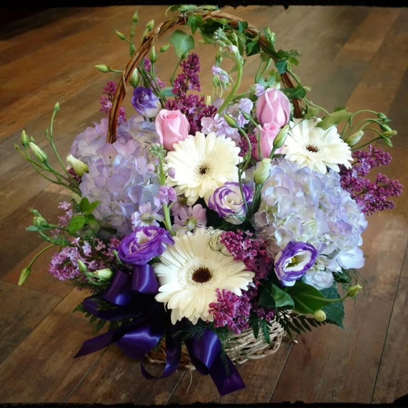 Send Mother's Day Flowers FREE Delivery to Middleboro, Bridgewater