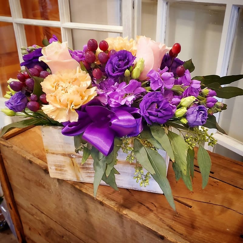 Spring flower delivery in Middleboro, Bridgewater, Lakeville, Carver
