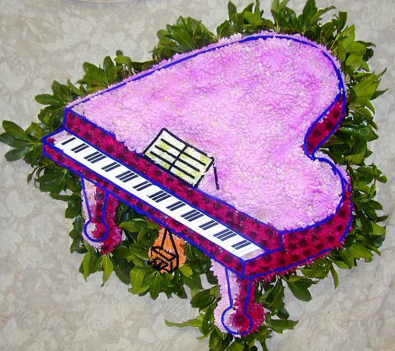 Grand Piano Flower Bouquet