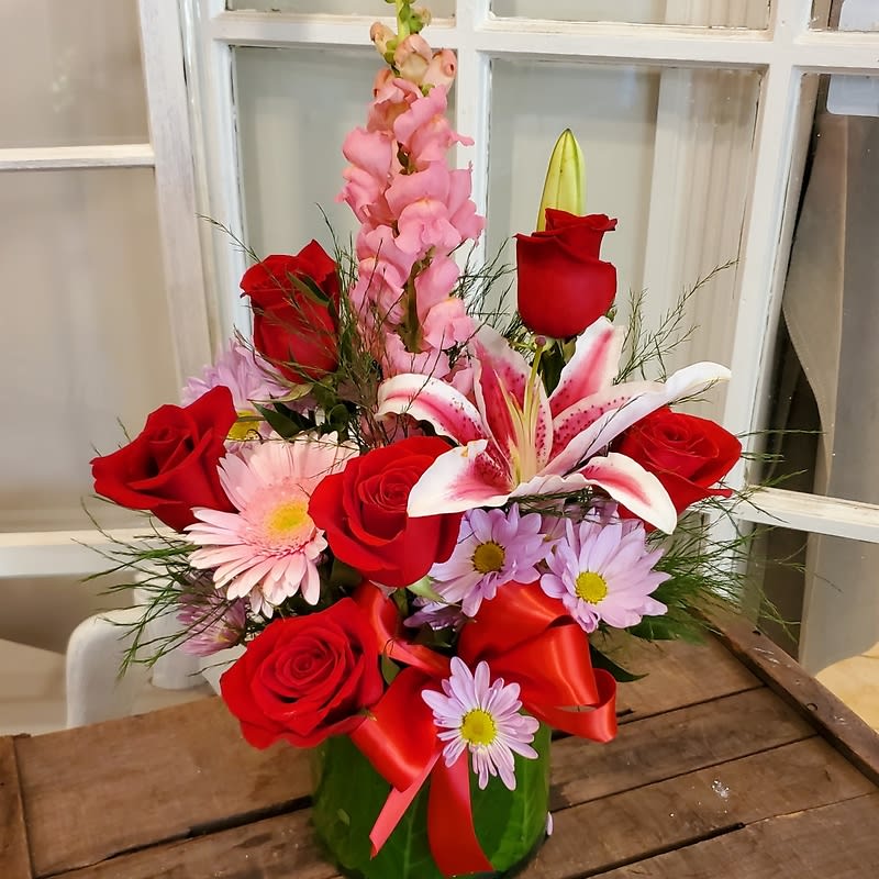 Half-Dozen Red Rose Plus Favorite Pinks Vase