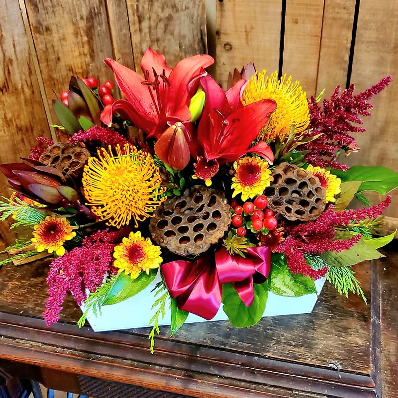 Protea and Pod Box Boquet