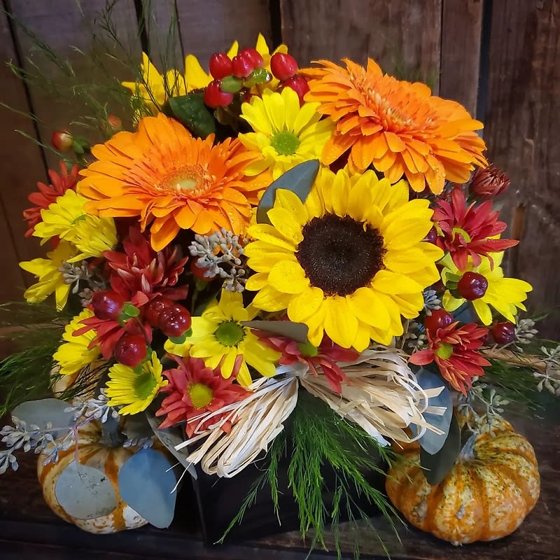 Autumn Cube Centerpiece Flower Bouquet