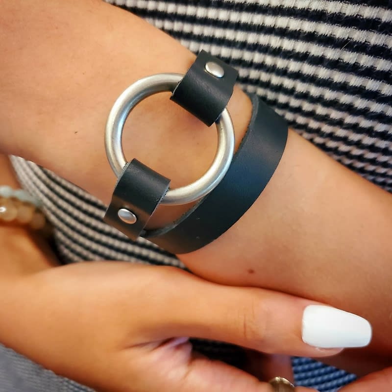 Bracelet, Black Leather Strap Unisex Double Wrap Flower Bouquet