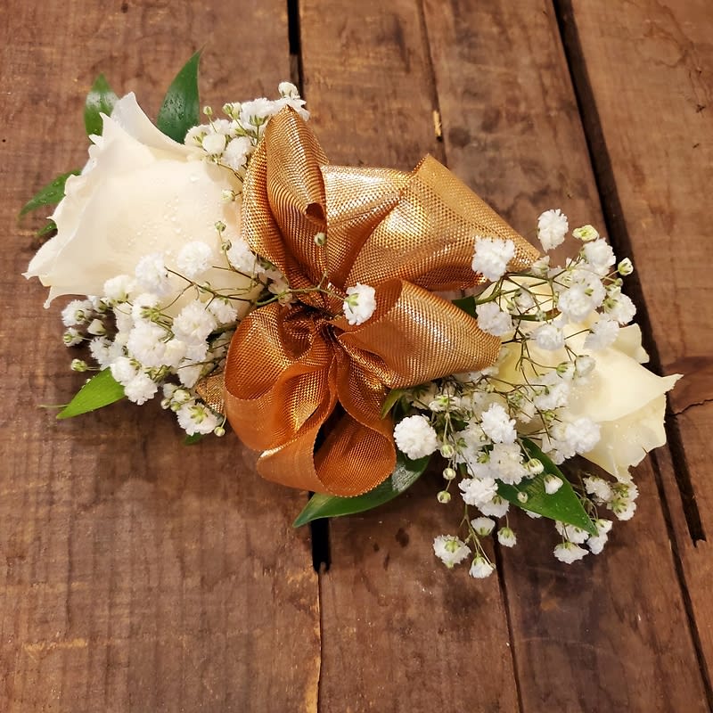 Infinity Corsage with Gold Flower Bouquet