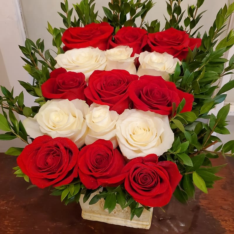 15 Red & White Roses in Roman Urn