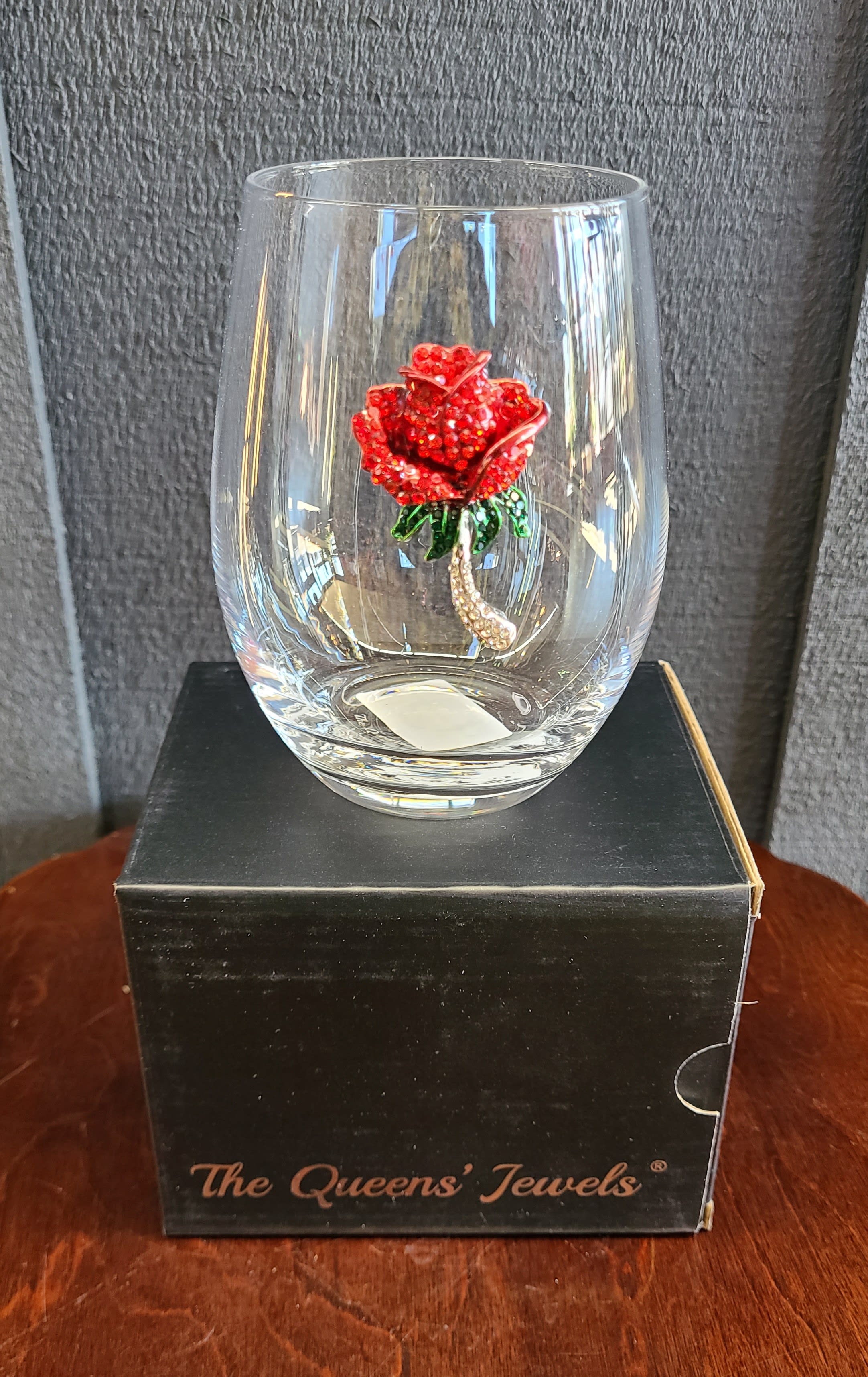 Queen's Jewels Red Rose OR heart