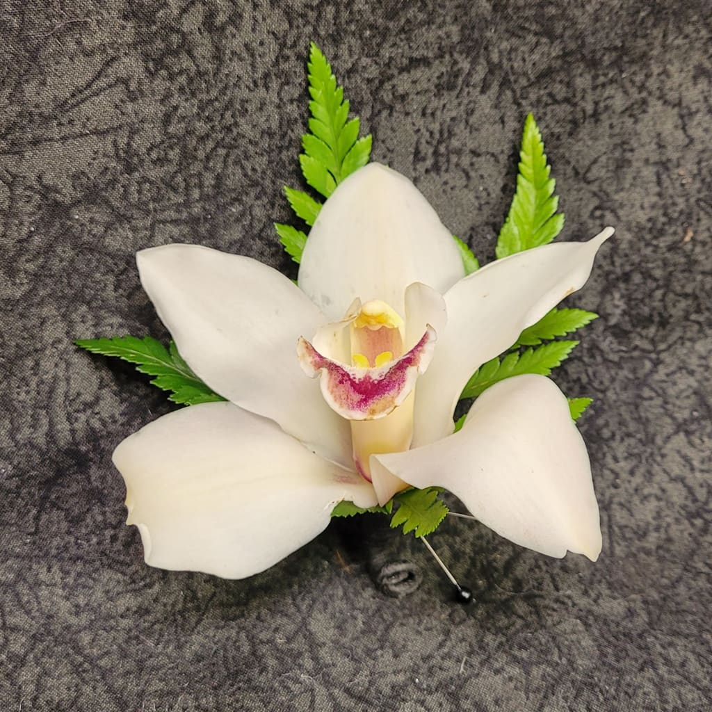 Boutonniere - CB17