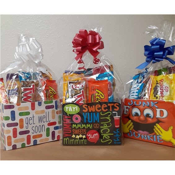 Small Snack Basket Flower Bouquet