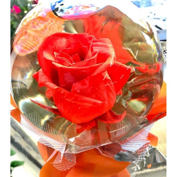 Orange Rose Globe Flower Bouquet