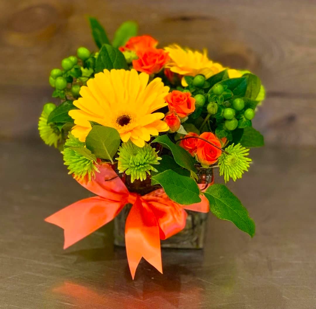 Citrus Sunrise Cube arrangement Flower Bouquet