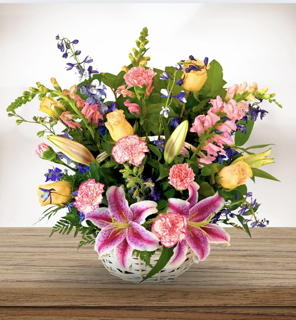 Best Sellers Flower Delivery Green Bay WI Bee Enchanted Florist