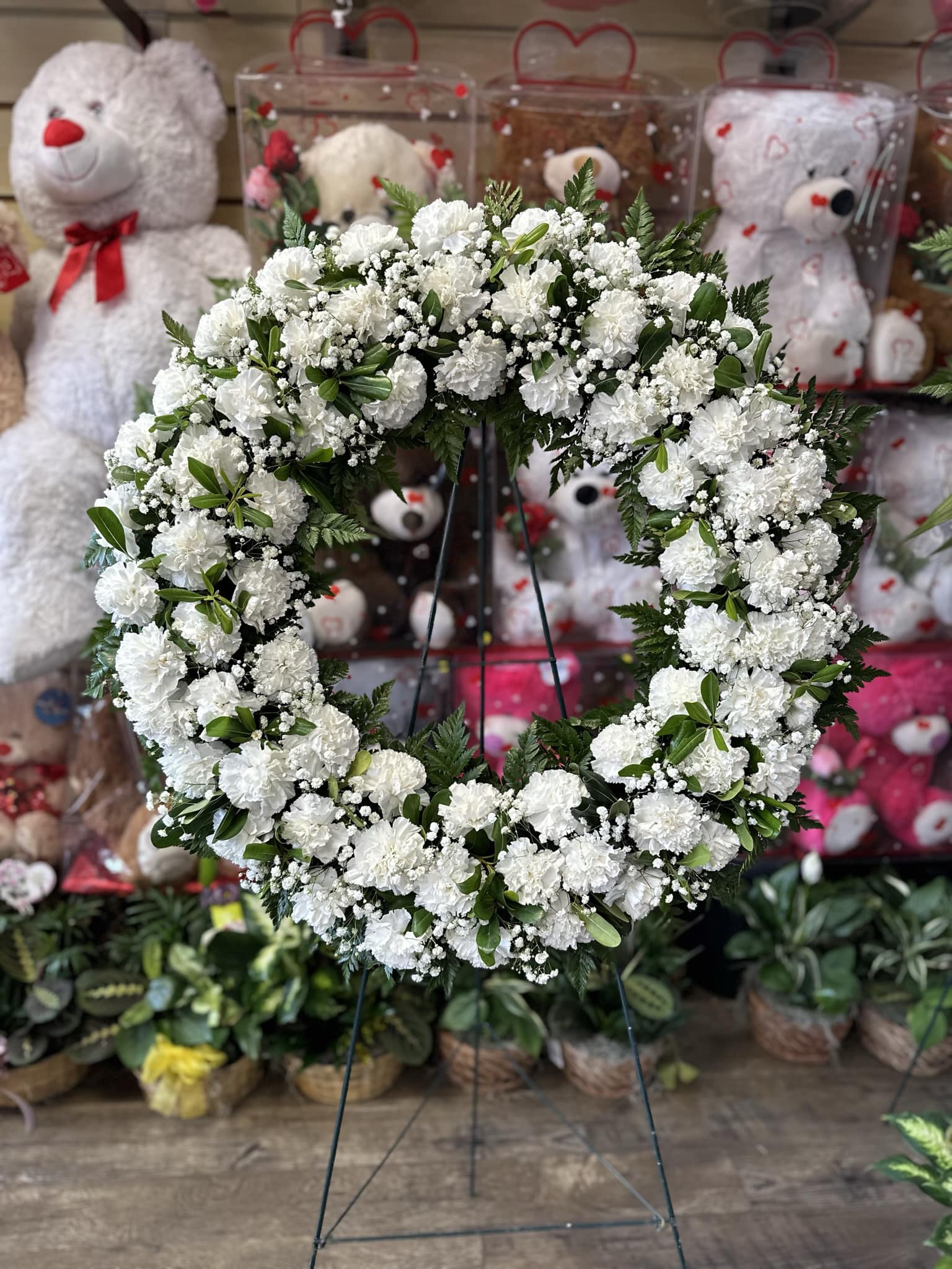 wreath carnations with baby breath Flower Bouquet