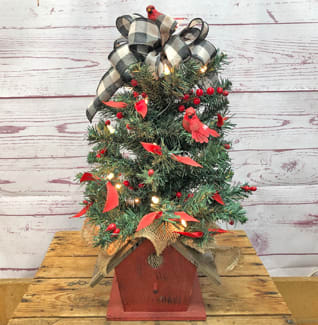 Country Cardinal Christmas Silk (Artificial) Tree