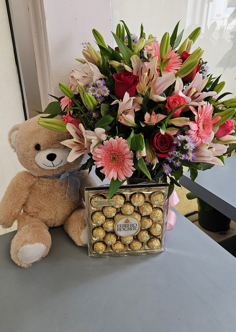 You Are My Everything Bundle-Large Flower Bouquet