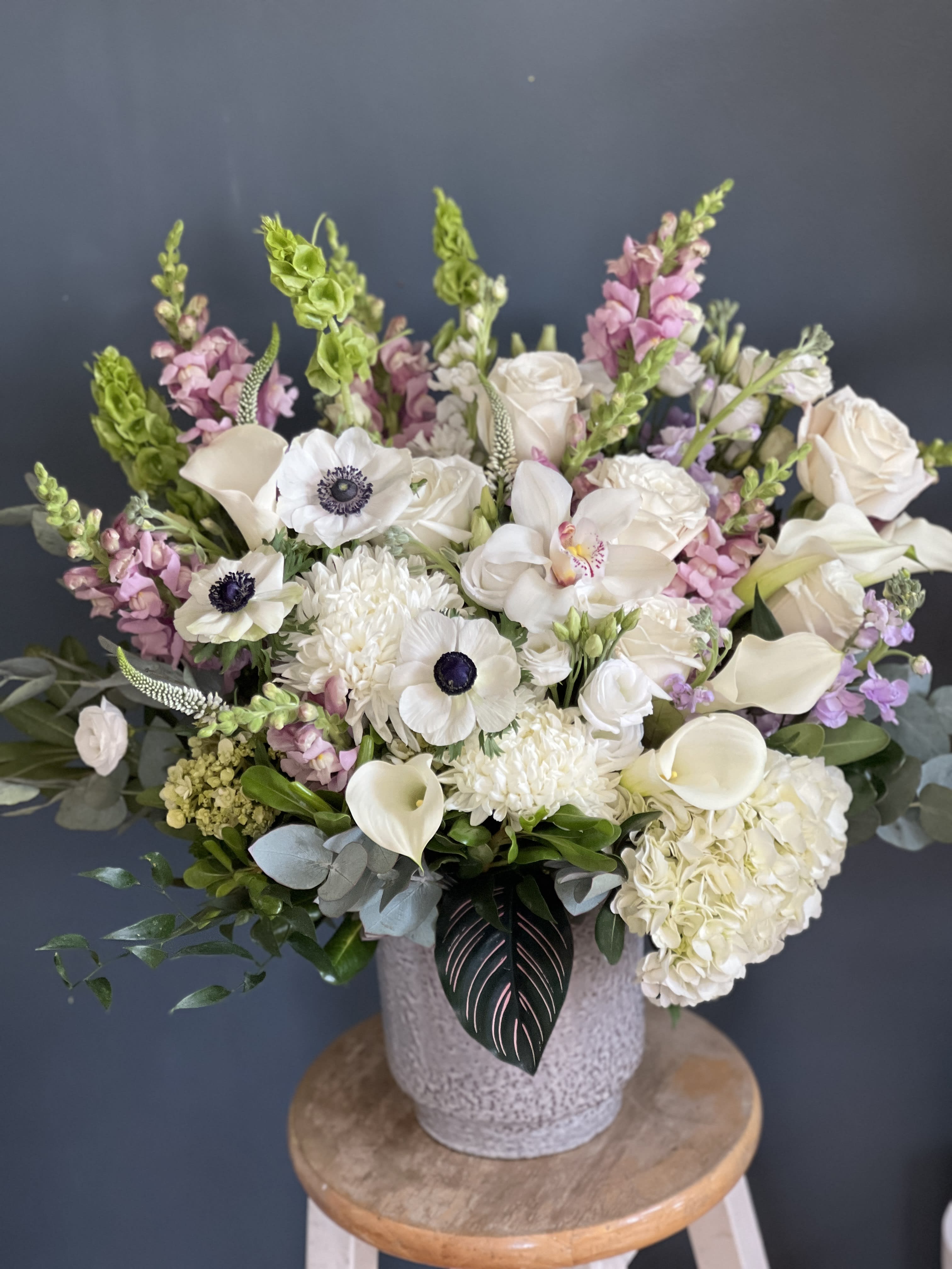 Sympathy Flowers / Home Delivery