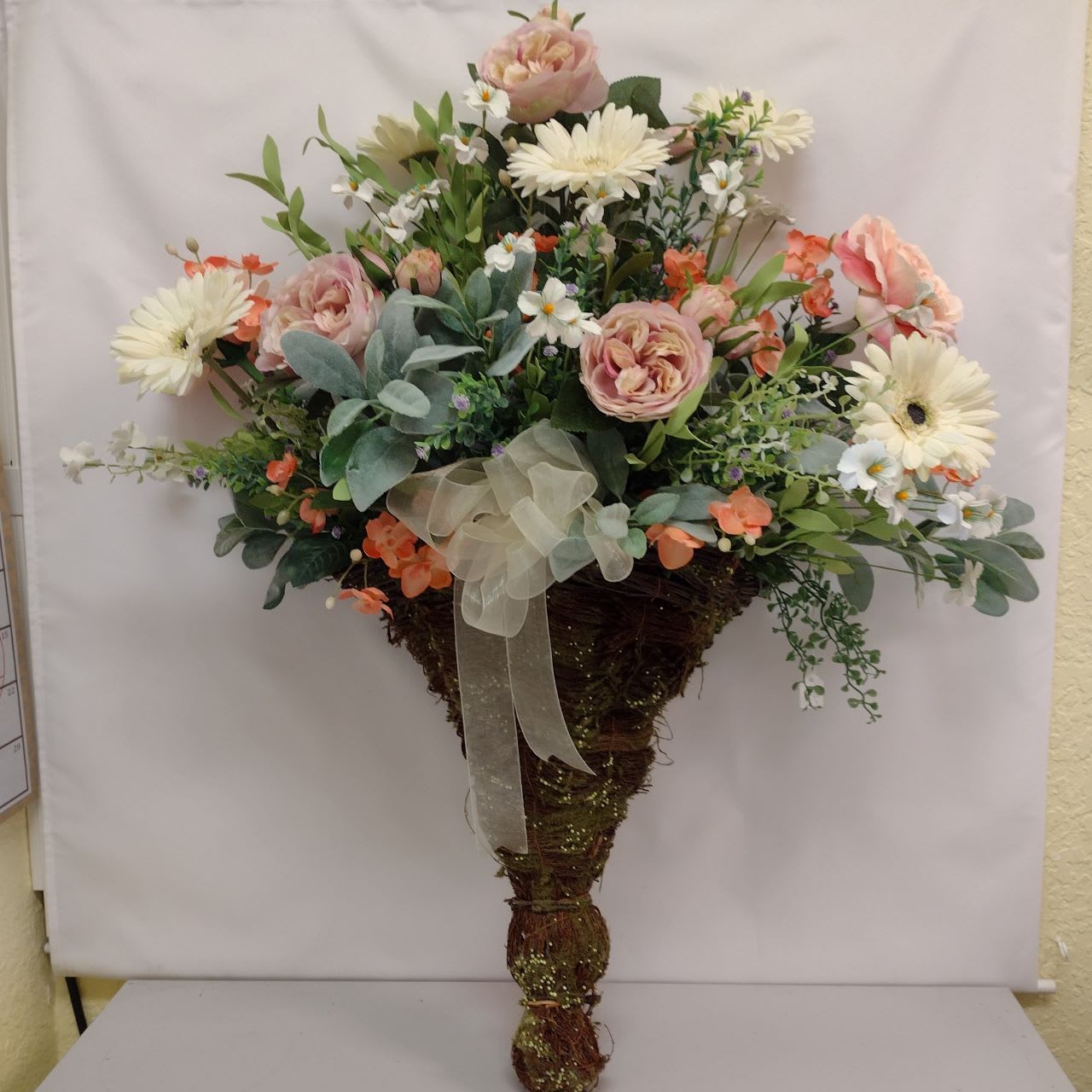 Silk Flower Delivery Plantation Flower Designs & Gifts The Villages FL