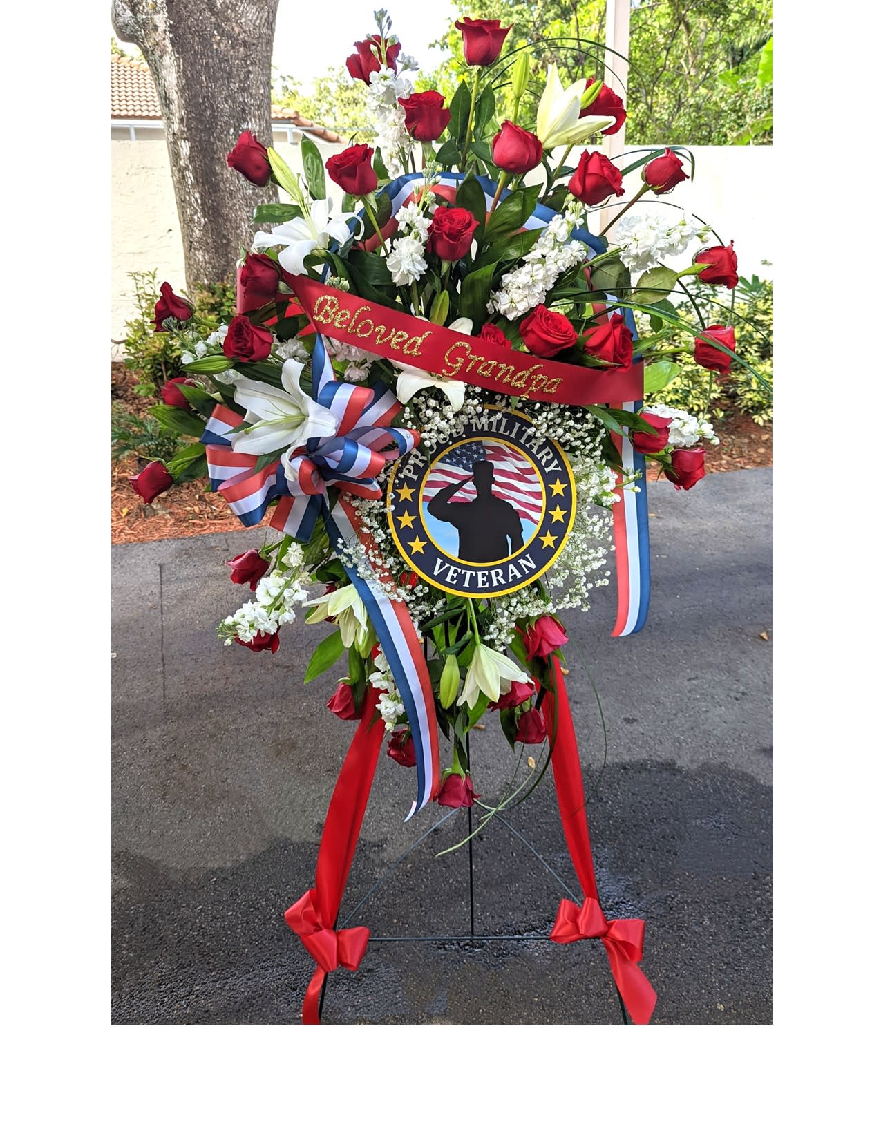 Distinguished Service Standing Spray