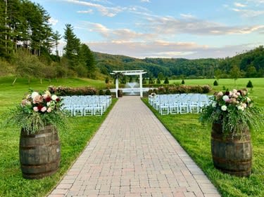 The Barn on New River