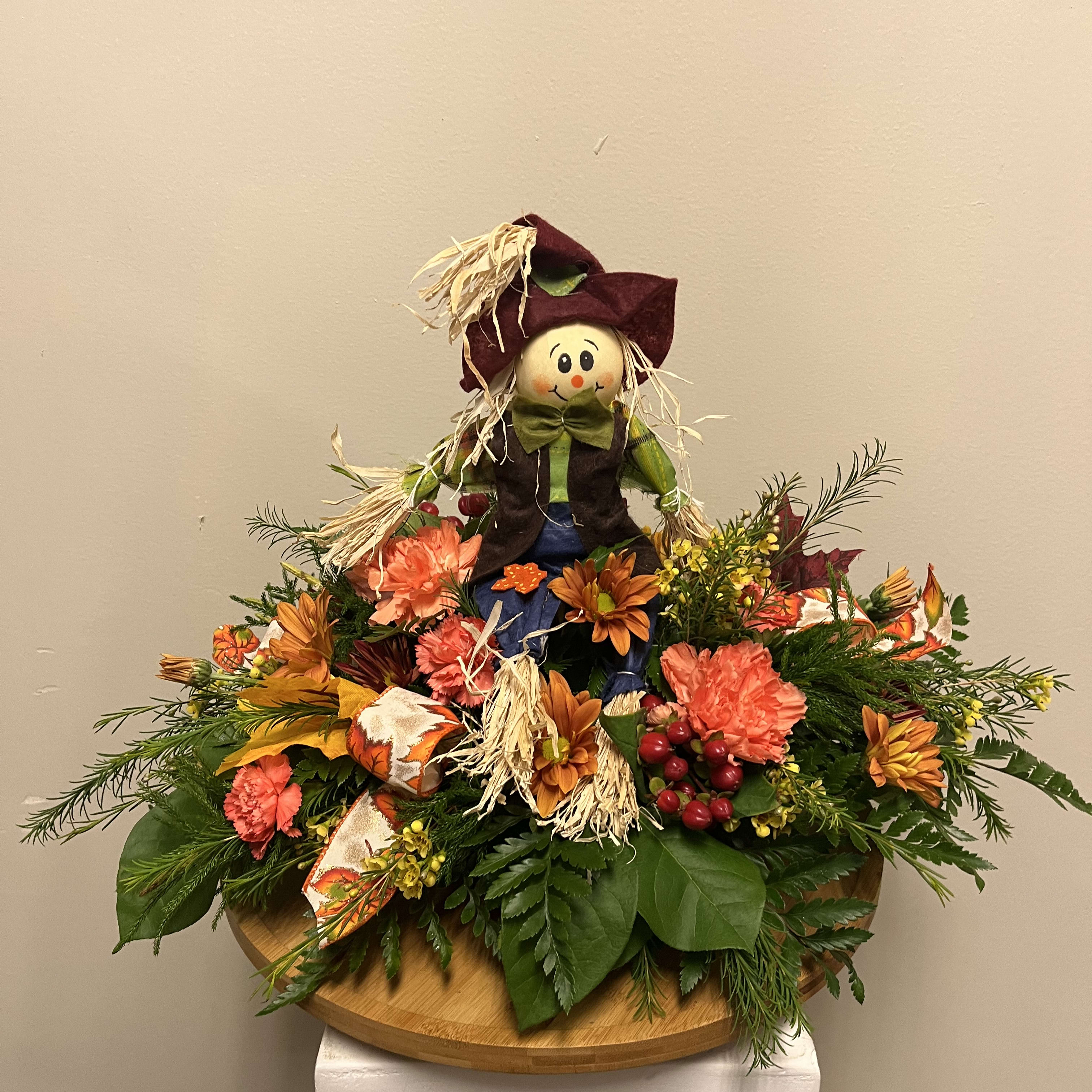 Smiling Scarecrow Centerpiece