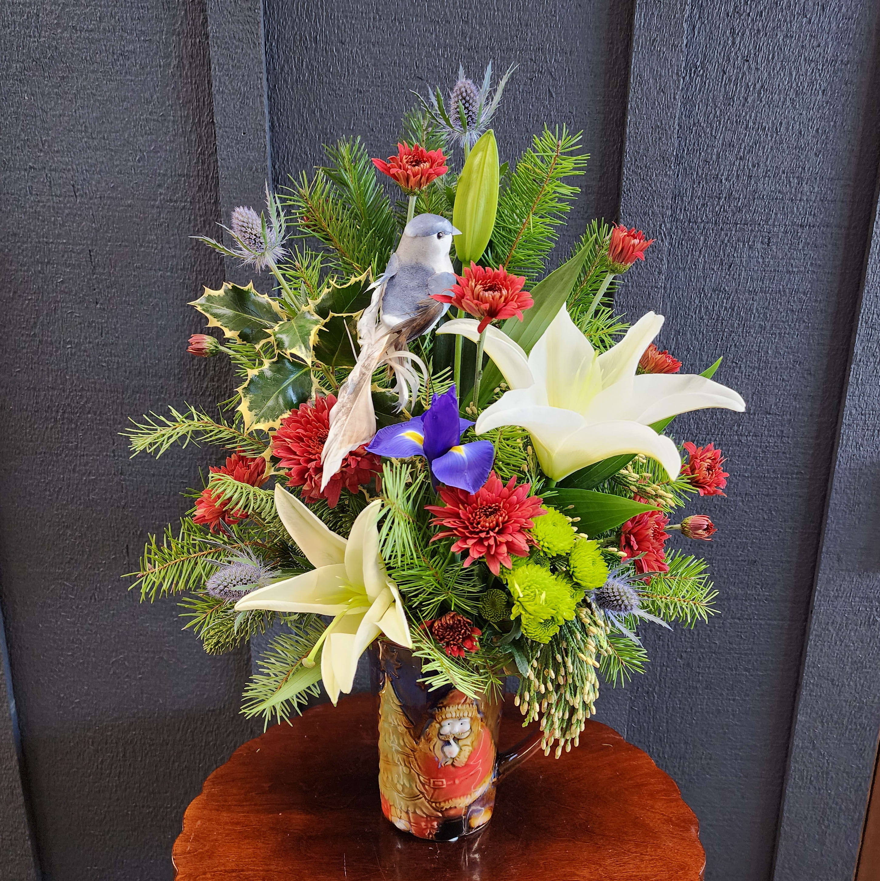 Santa Mug Arrangement